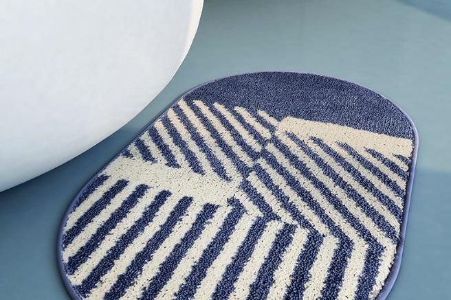 Striped bathroom absorbent non-slip mat (3)