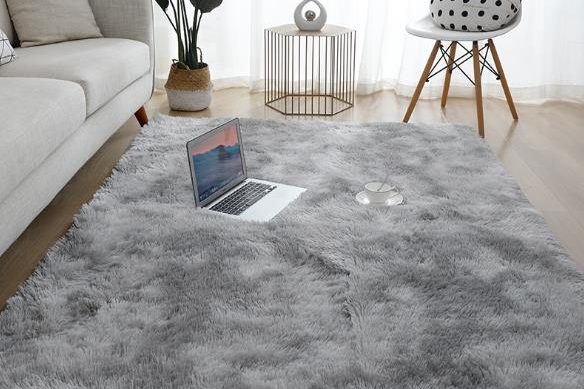 Variegated tie-dye gradient carpet (1)