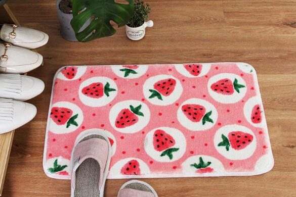 Pink cartoon pattern floor mat (1)