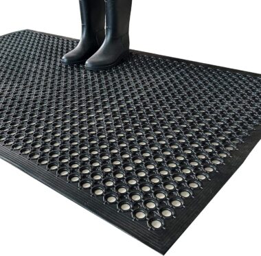 Non-slip rubber floor mats for restaurant