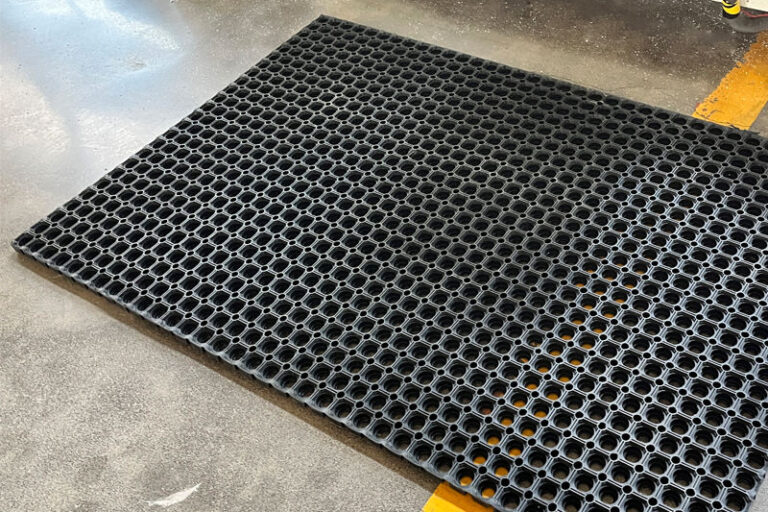 Heavy Traffic Drainage Rubber Mat Bulk (3) drainage rubber mat for industrial use